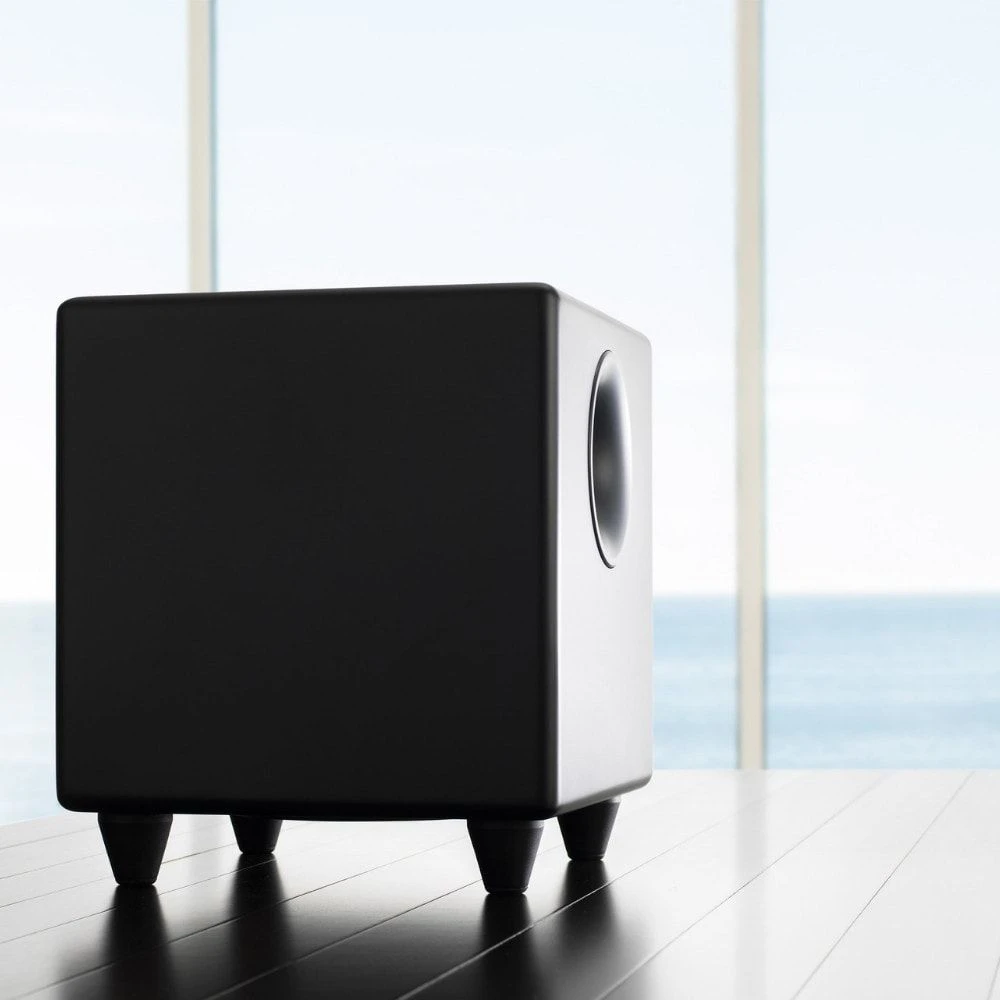 Aktyvi žemųjų dažnių kolonėlė AudioEngine S8, 125 W, Juoda