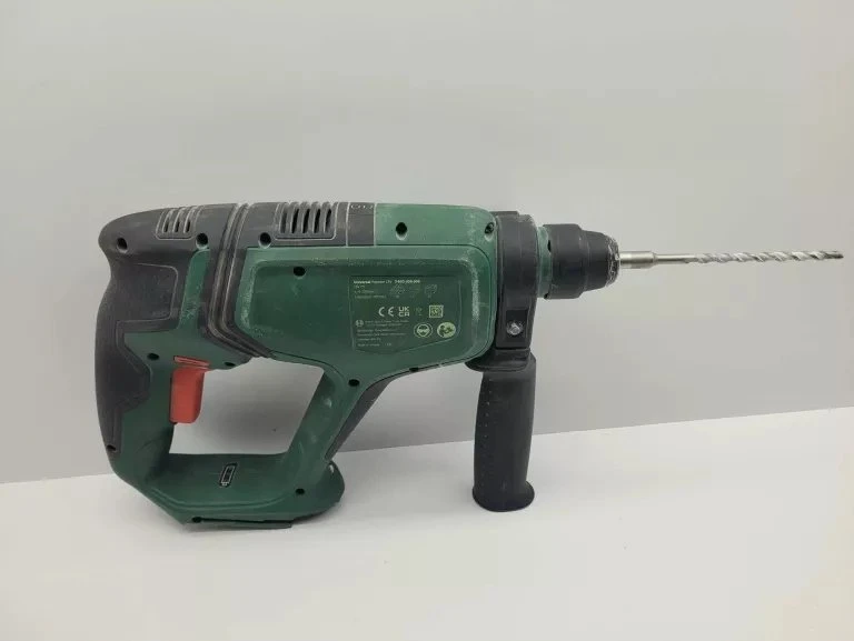„Bosch UniversalHammer18V“ (2x2,5) akumuliatorinis perforatorius