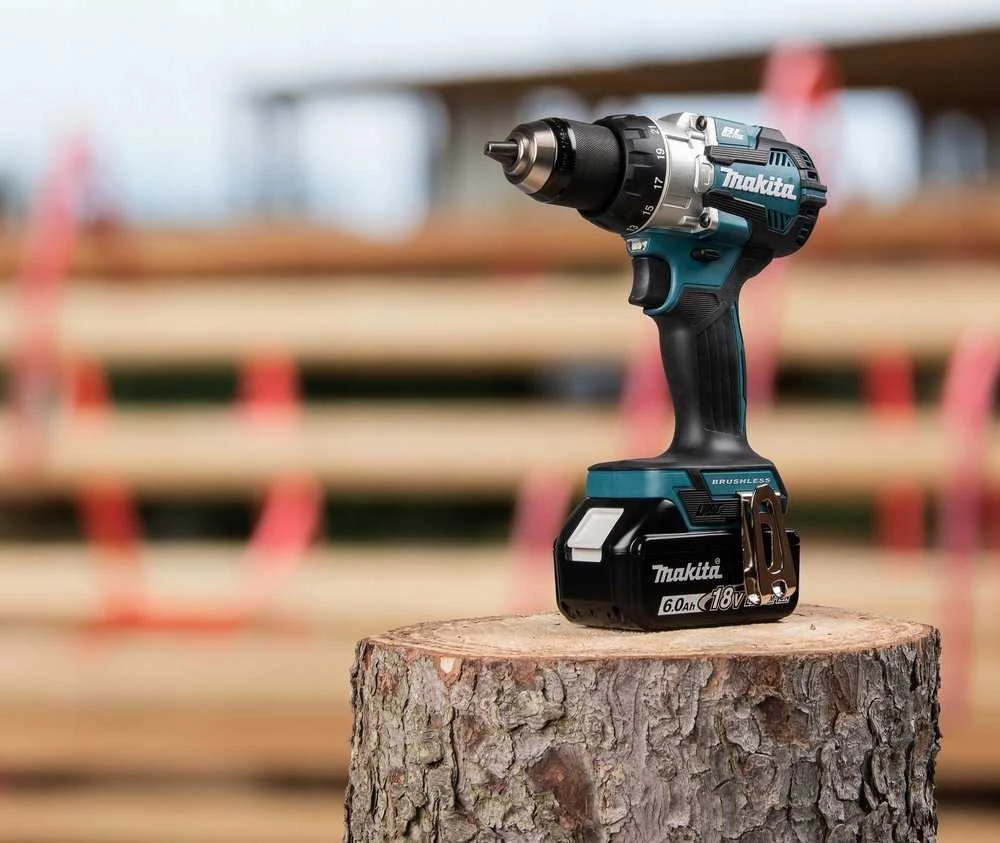 MAKITA SMŪGINIS SUKTUVAS-GRĘŽTUVAS 18V DHP489RTJ 73/40Nm 2×5,0Ah