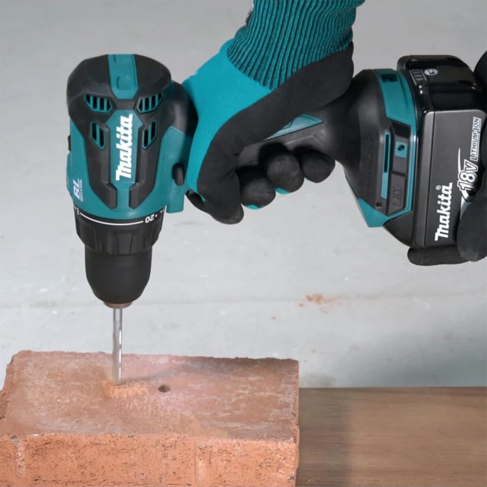 Makita DHP490RTJ Akumuliatorinis smūginis gręžtuvas 18V, BL, 13mm, 65 Nm, 2x5,0Ah, DC18RC, Makpac2