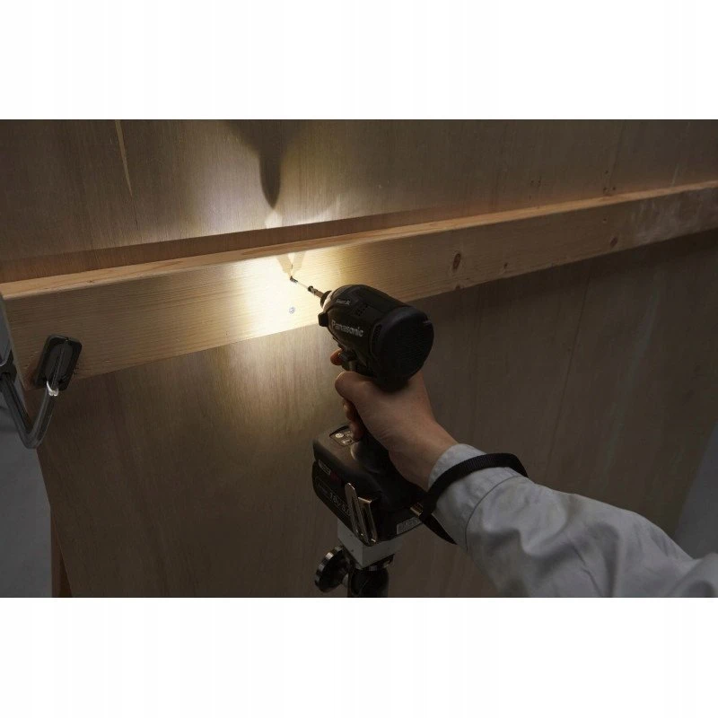 Gręžtuvas Panasonic Suktuvas - gręžtuvas smūginis 18V Panasonic EY76A1+ Systainer + 2x 5.0Ah + kroviklis