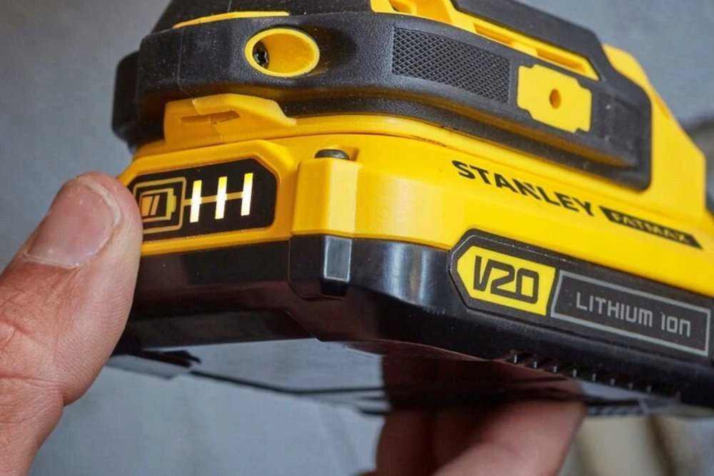 Stanley V20 akumuliatorius su įkrovos indikatoriumi