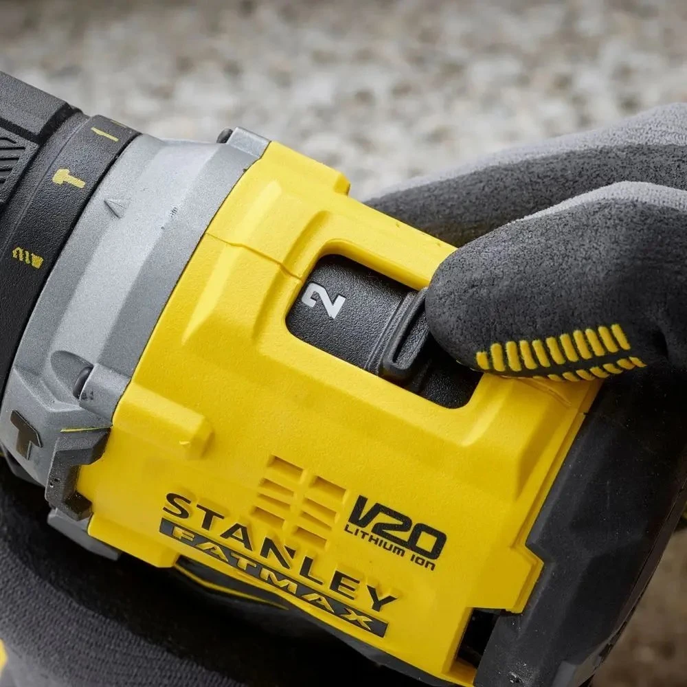 Smūginis suktuvas-gręžtuvas Stanley SFMCD715D2F-QW; 18 V; 2x2,0 Ah akum. + priedai
