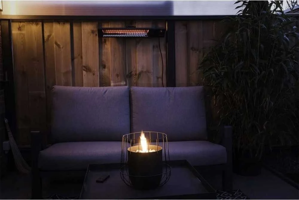 SUNRED | Šildytuvas | PRO25W-SMART, „Triangle Dark“ išmanioji siena | Infraraudonųjų spindulių | 2500 W | Juodas | IP55