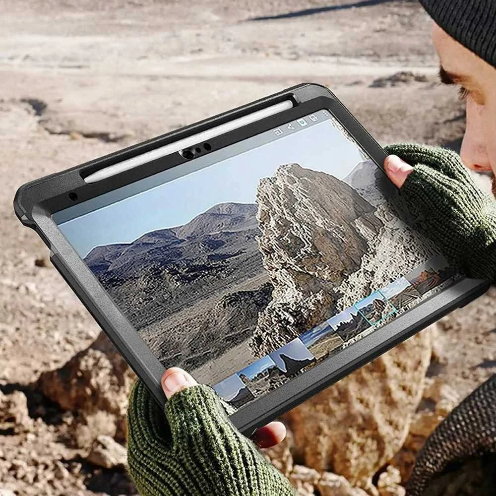 Supcase Unicorn Beetle Pro Apple iPad 10.9'' 2022 dėklas – juodos spalvos