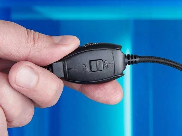 Sven Žaidimų ausinės su mikrofonu AP-U750MV, juodas (USB, RGB)