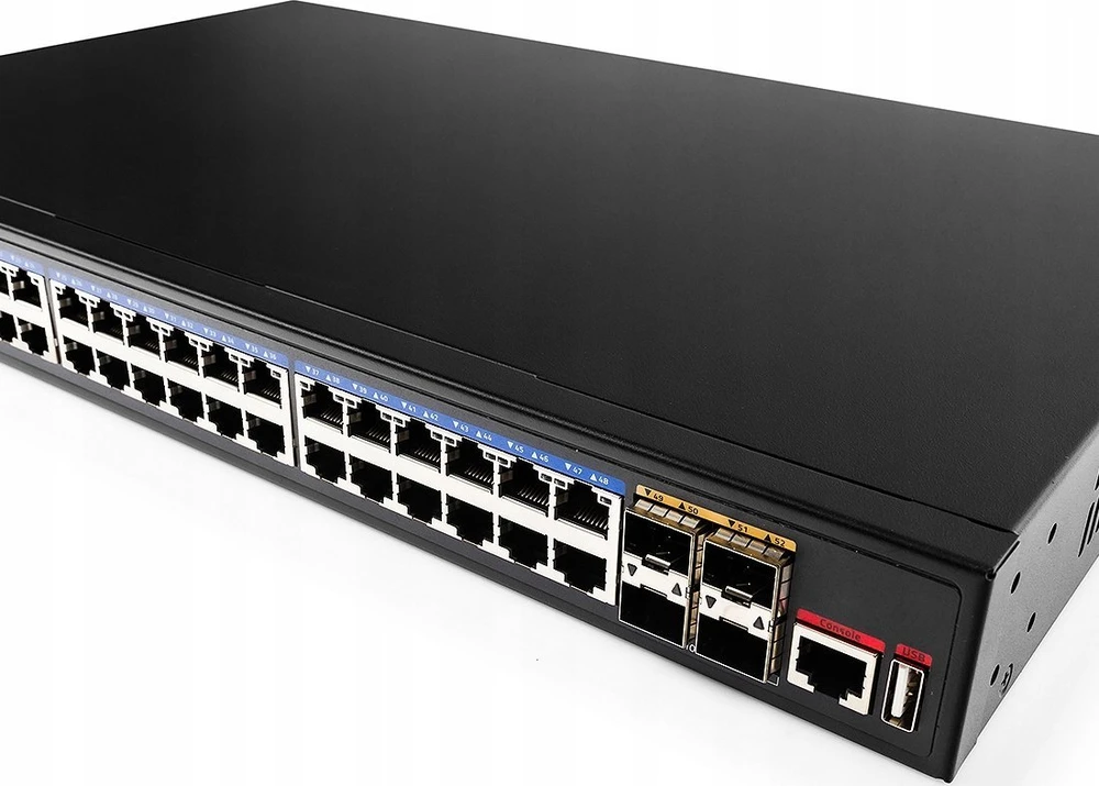 Šakotuvas Valdomas Komutatorius - Cudy GS5048S4 L3 Gigabit Ethernet 48 Prievadai Juodas