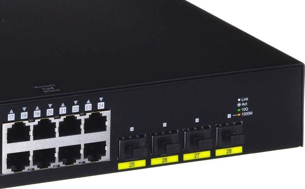 Šakotuvas D-LINK 28-Port Smart Managed PoE+ Gigabit Switch 4x 10G dlink žalias 3.0 24x 10/100/1000Mbit/s TP RJ-45 PoE prievadas 802.3at