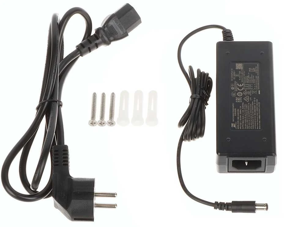 Šakotuvas SWITCH POE SF1005P 4 PRIEVADŲ DAHUA