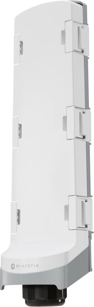 Šakotuvas Mikrotik GPERx6 | Komutatorius | 3x GbE, 3x SFP+, PoE, IP66