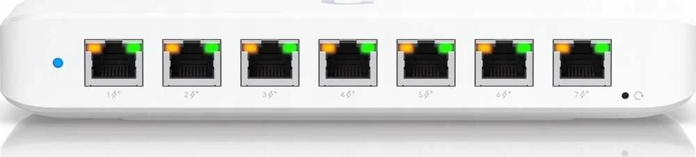 Šakotuvas Ubiquiti Ultra 210W Valdomas L2 Gigabit Ethernet (10/100/1000) Maitinimas per Eternetą (PoE) Balta
