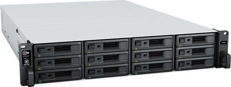 Serveris Synology SA6400