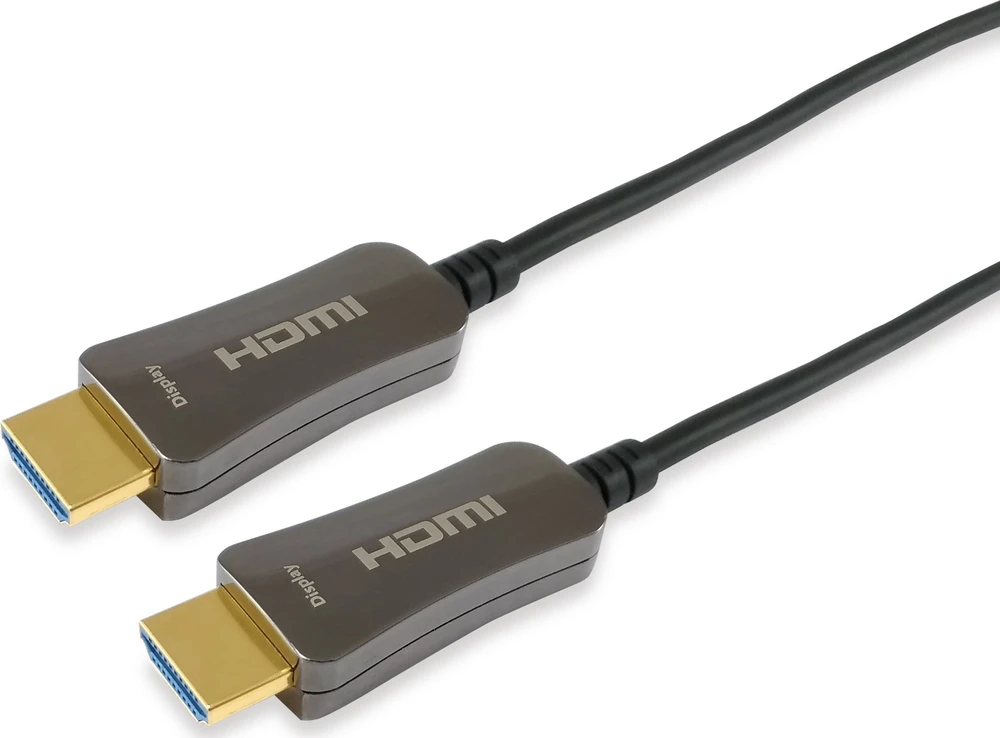 HDMI laidas su auksuotomis jungtimis ir pažymėtais korpusais