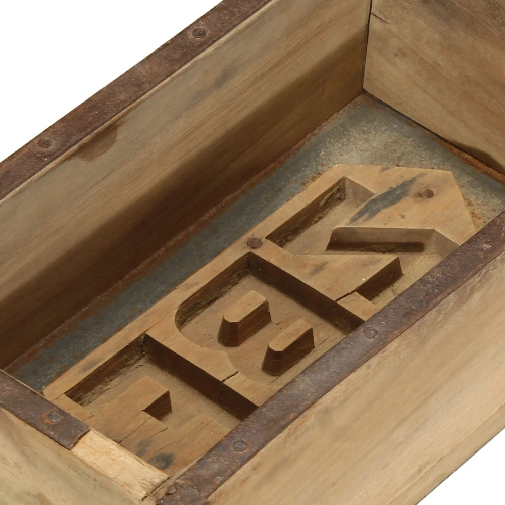Padėklas 4 vnt. Ruda 57 x 15 x 9 cm Kietas atkurtas medis