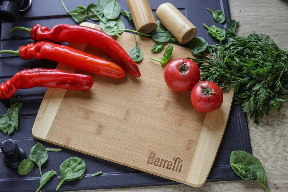 Pjaustymo lenta Tadar Pjausčius lentelė bambukinė 36X28X1,2 BR0374