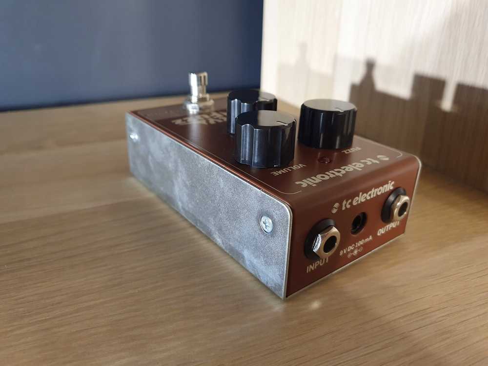 TCC TC Electronic Rusty Fuzz Efekt tipo Fuzz