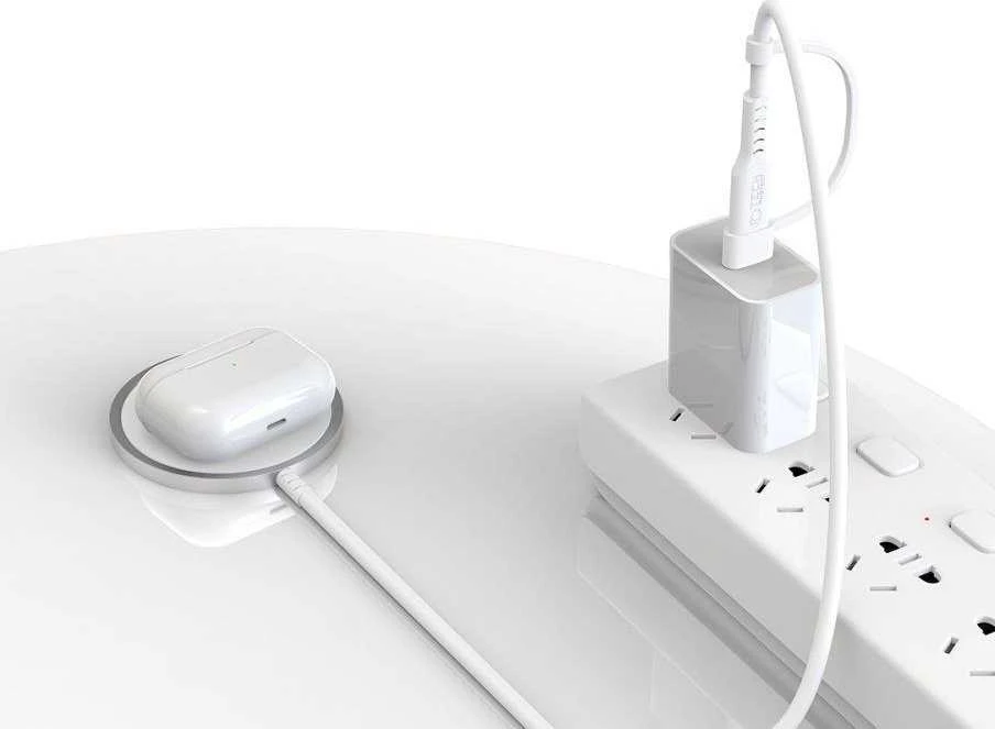 Tech-Protect QI15W-A44 magnetinis belaidis įkroviklis su MagSafe - Baltas
