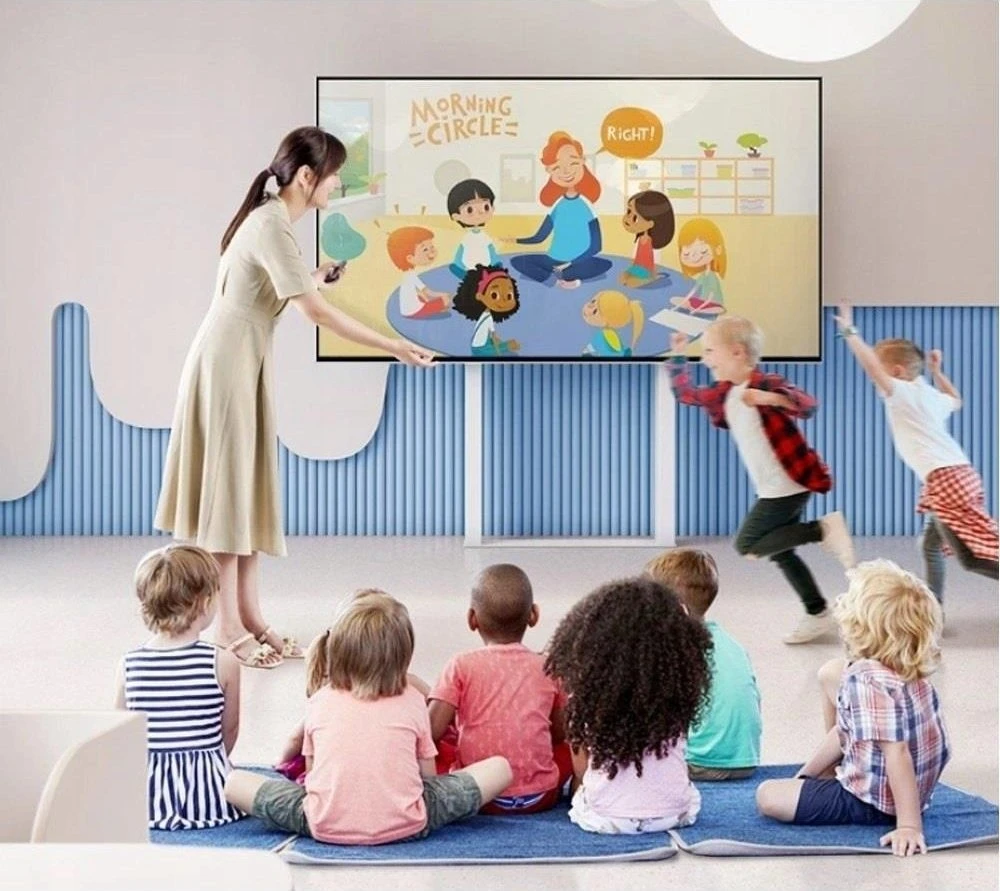Techly TV laikiklis Grindinis TV stovas 55-100", iki 120 kg, elektrinis, su nuotolinio valdymo pulteliu