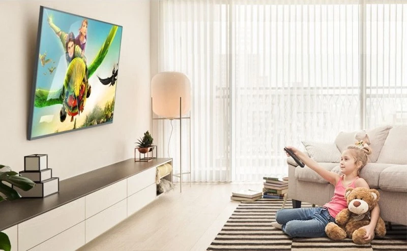 Techly Laikiklis televizoriaus sieninis laikiklis 30-70" LED/LCD televizoriui, 60 kg, pakreipiamas, plonas, 25 mm