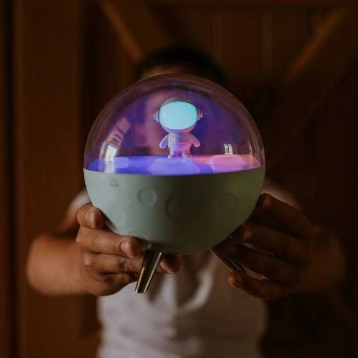 Eco Light Mary’s lampka nocna led rgb księżyc balta