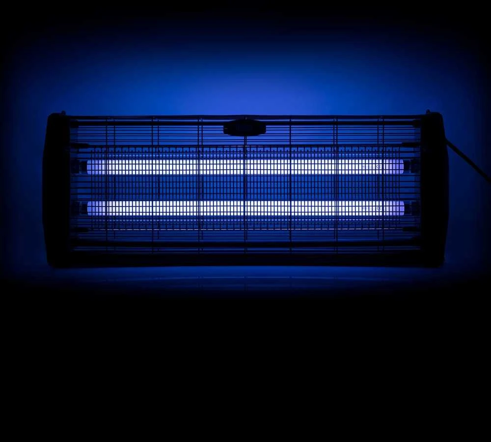 TEESA vabzdžius naikinanti lempa 36W (2x18W)