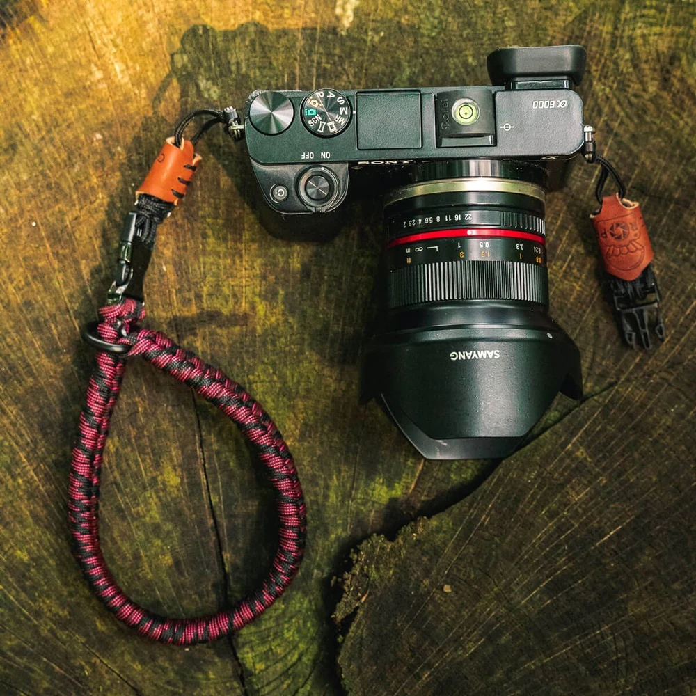 „Teesar C-ROPE“ fotoaparato riešo dirželis, pagamintas iš parakordo, 30 cm, alyvuogių spalvos, mažmeninė prekyba