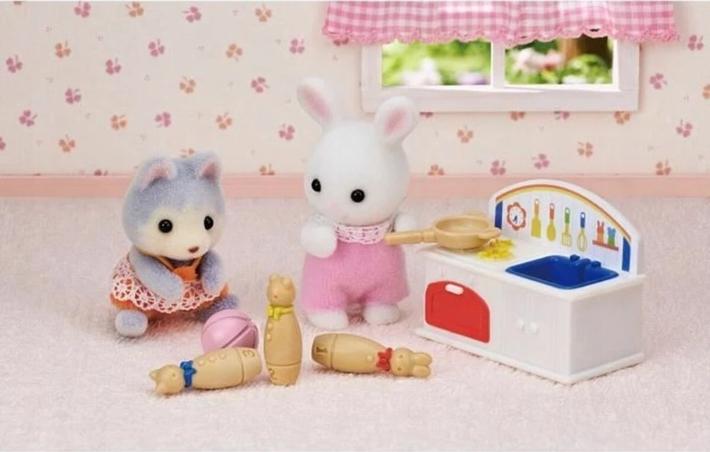 Sylvanian Families Epoch Figūrėlės vaikų žaidimų kambariui Sylvanian Village