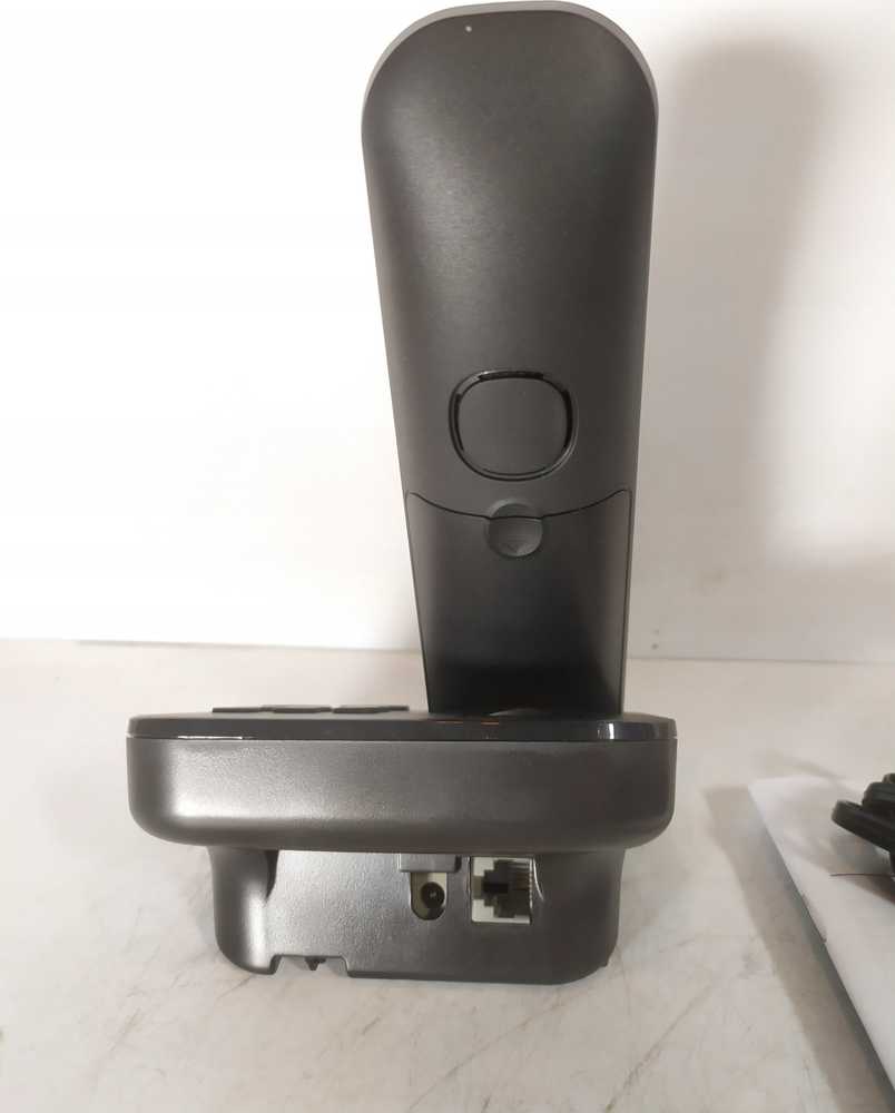 Panasonic KX-TGC420GB juoda