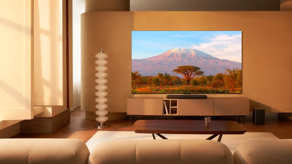 Televizorius Išmanusis „Televizor QLED TCL 85C955“ 216 CM (85``) 4K „Ultra HD“ 240 Hz „Wi-Fi“ (2023 m. modelis)