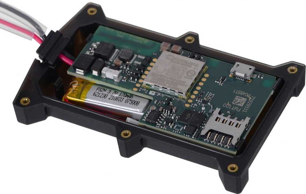 FMT100 2G TELTONIKA GPS SEKLYS, SIM kortelė: Nepridėti, Serveris : Nepridėti, PRO Serveris: Nepridėti