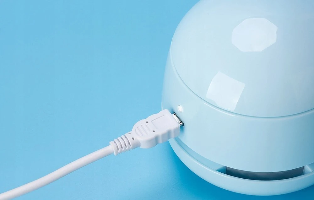 Įkraunamas mini dulkių siurblys darbalaukiui Tenwin 8052-2 micro USB (balta)
