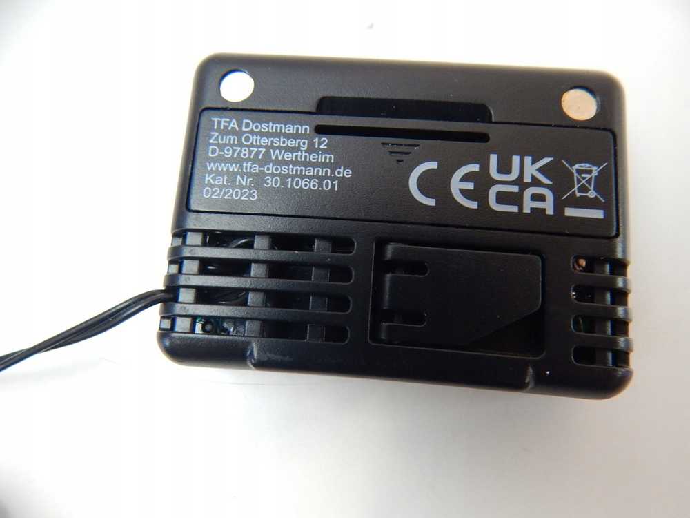 TFA 30.1066.01 Digital Internal-External-Thermometer