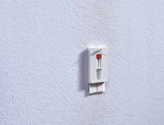 1x2 Tesa reguliuojamas lipnus nagų tapetas ir tinkas 2kg 77777