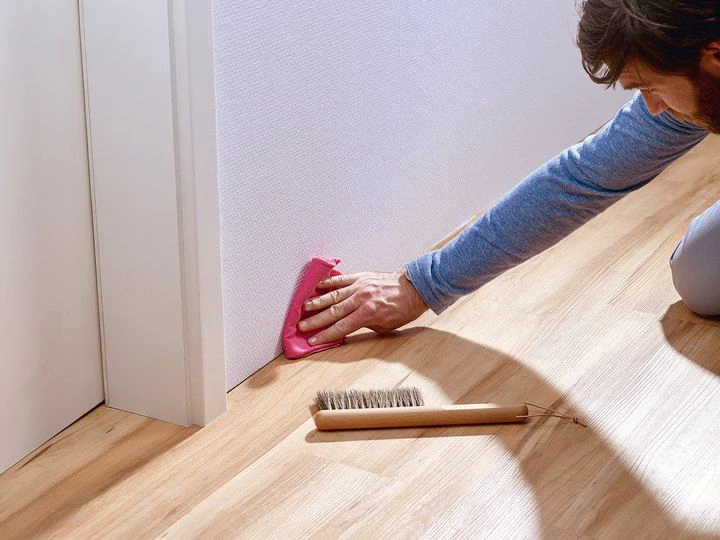 TESA DVIPUSĖ JUOSTA POWERBOND 5m x 19mm TAPETAMS IR TINKUI