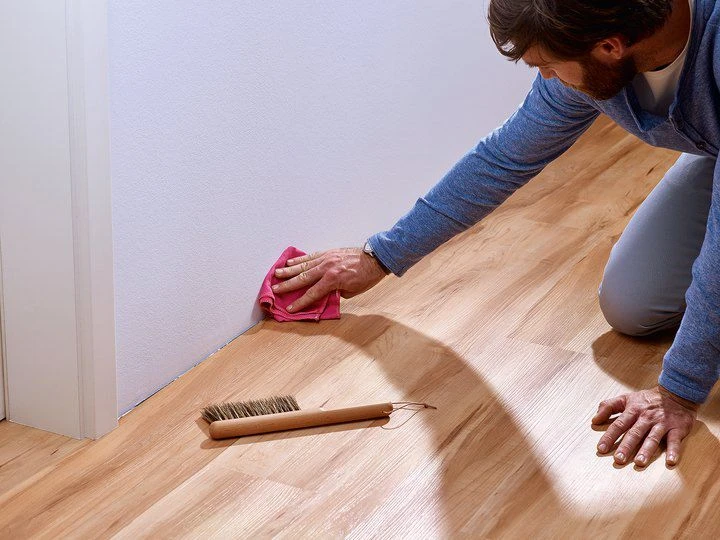 TESA DVIPUSĖ JUOSTA POWERBOND 5m x 19mm TAPETAMS IR TINKUI