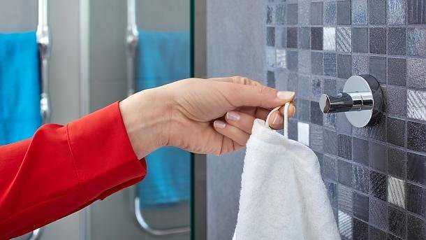 Tesa Powerbutton Haken Premium 8kg chrom