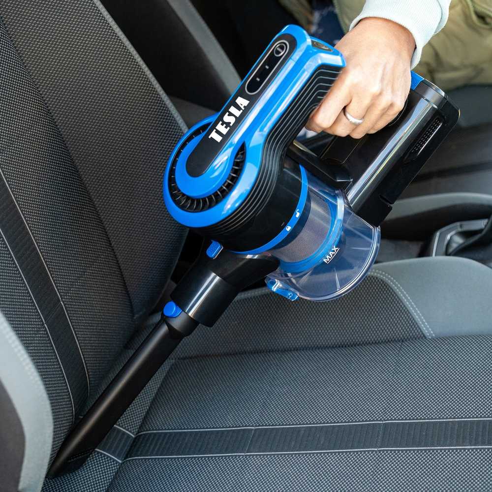 Dulkių siurblys Tesla PureStar E70 Aqua Pro mėlyna