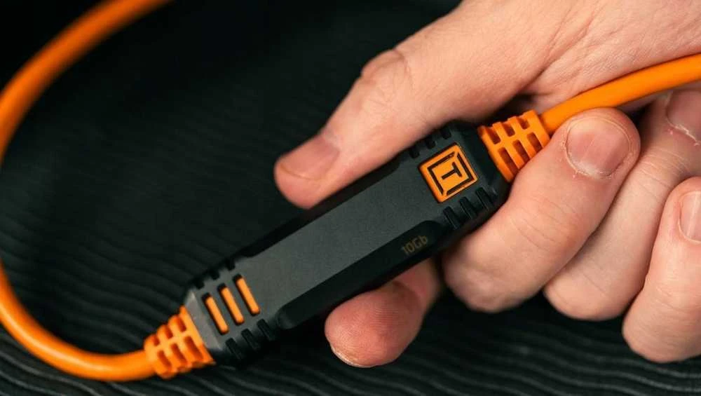 USB kabelis Tether Tools USB-C - USB-C 9,4 m oranžinis (CUC31RTG2-ORG)