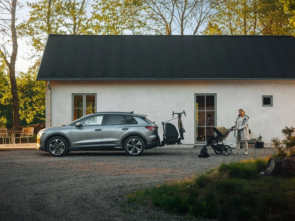 Thule Easyfold 3 dviračių laikiklis 3 elektriniams dviračiams