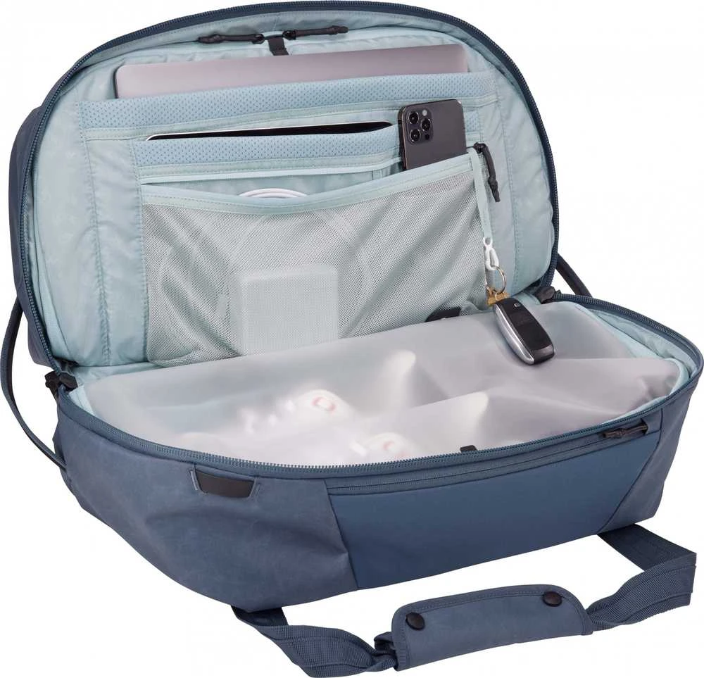 Thule | Sportinis krepšys 35 l | TAWD-135 Aion | Krepšys | Dirželis per petį | Atsparus vandeniui | Tamsiai pilka