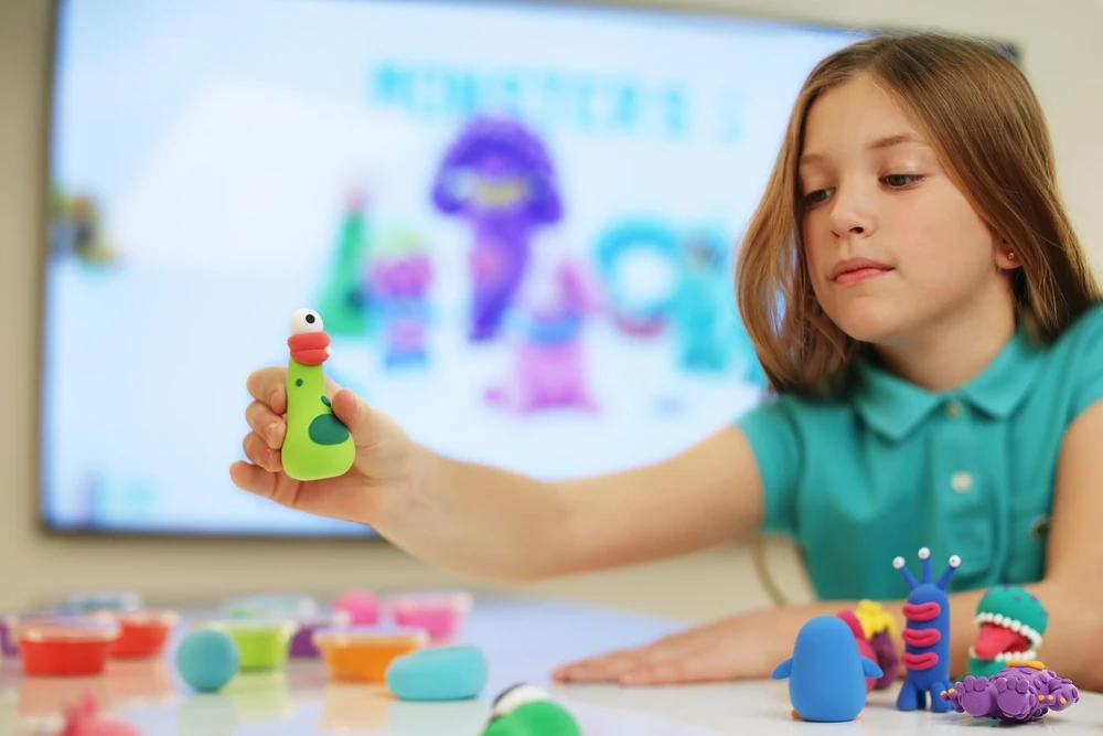 Tm Toys Hey Clay - Plastikinė masė paukščių modeliavimui su ferma