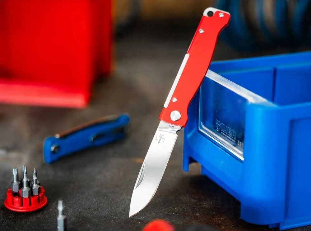 Boker Nóż Boker Plus Atlas Raudona