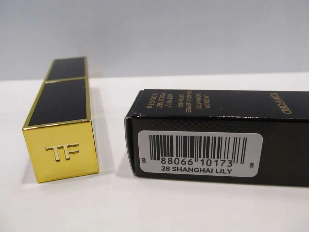 Tom Ford Matiniai lūpų dažai Lip Color Satin Matte, 3.3 g, Spalva: 28 Shanghai Lily