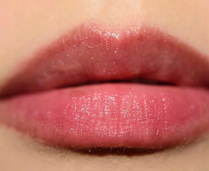 Tom Ford Soleil Kreminis Lipstick Z08 Lustrous Raudona 2.1 g