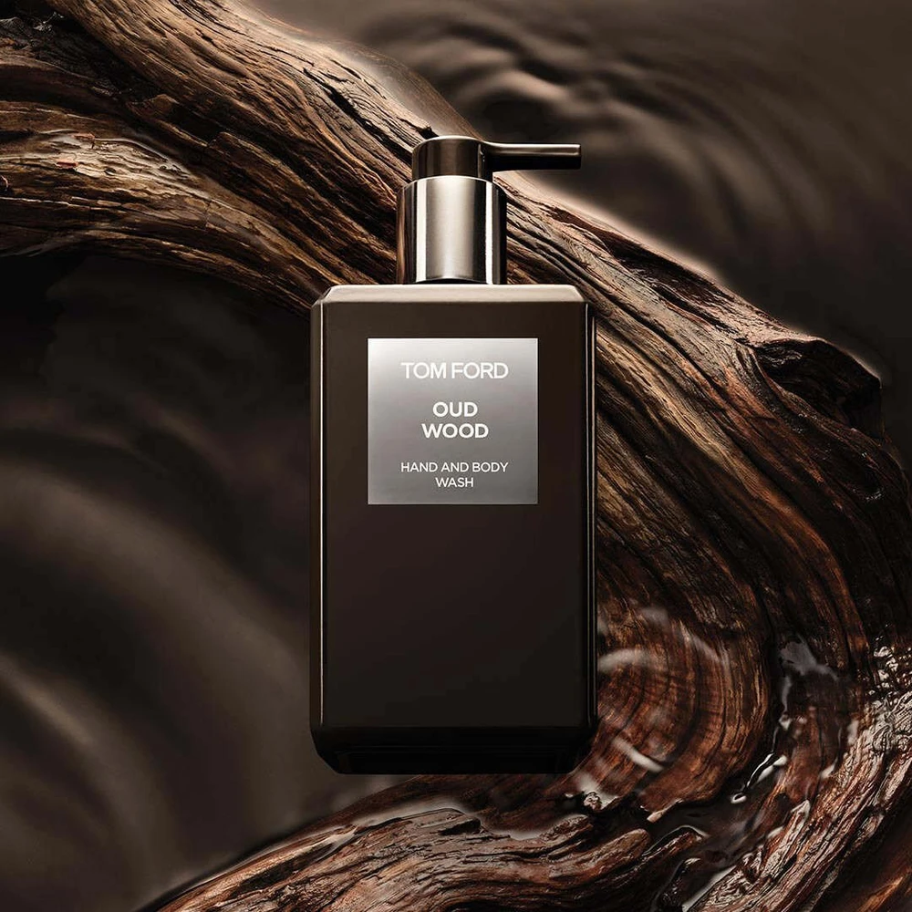TOM FORD Private Blend Oud Wood Hand and Kūno prausiklis rankų ir kūno prausiklis, 240 ml