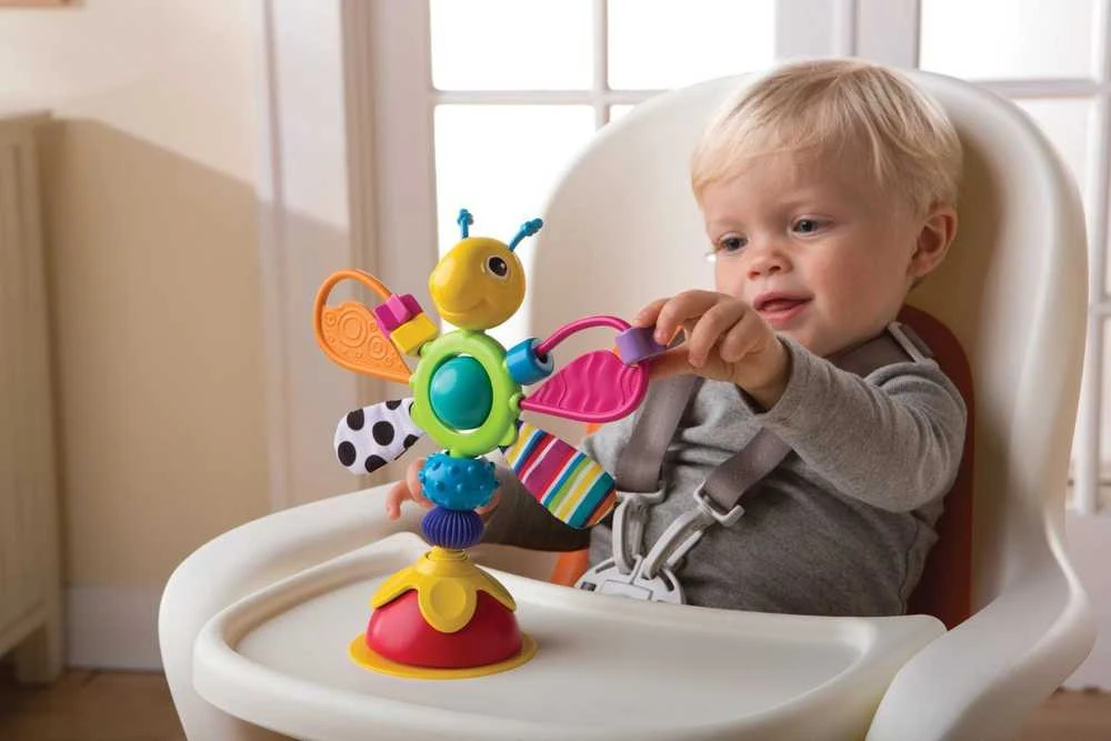 Tomy Lamaze - Fredis, jonvabalis, stalo žaislas (941-272431)