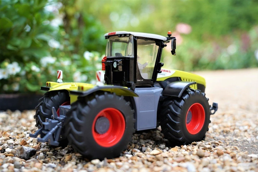 TOMY Britains traktorius Claas Xerion 5000 43246 /3
