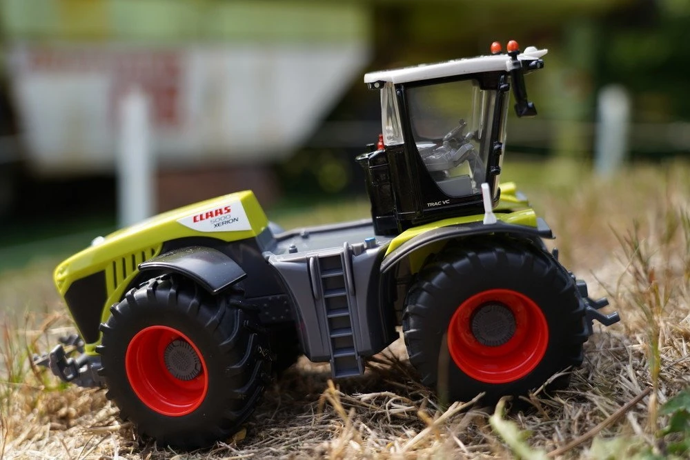TOMY Britains traktorius Claas Xerion 5000 43246 /3
