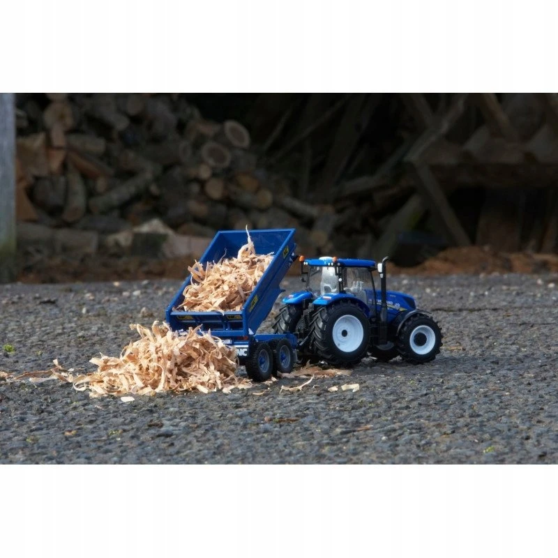TOMY Britains New Holland T6 traktorius + priekaba.43268/3