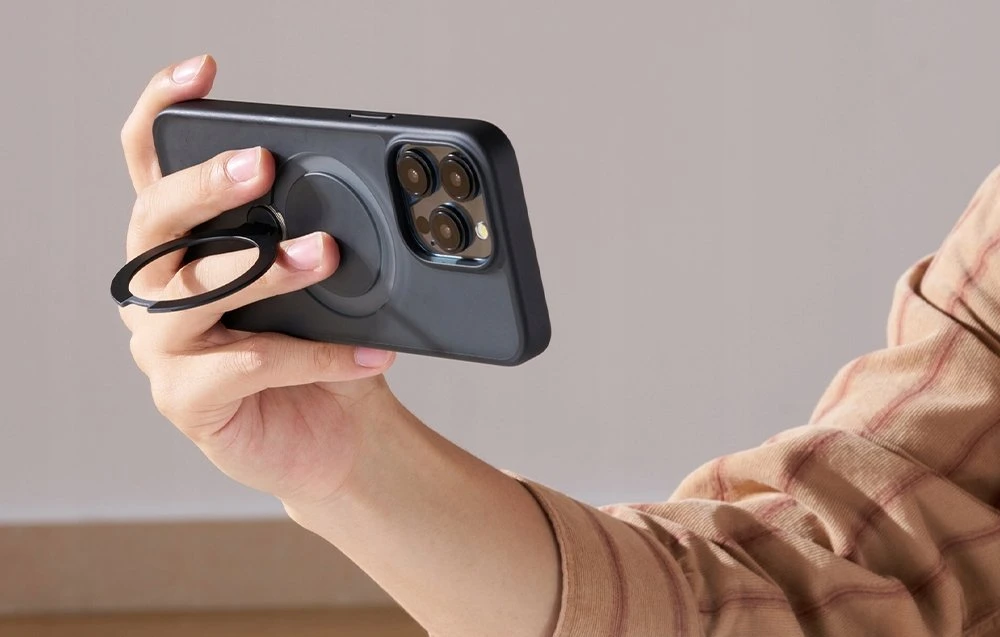 Dėklas Torras Ostand Spin dla iPhone 16 Plus (Juoda)